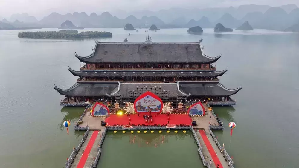 Ninh Bình đón nhận Bằng xếp hạng Di tích Quốc gia đặc biệt Quần thể Di tích Tam Chúc