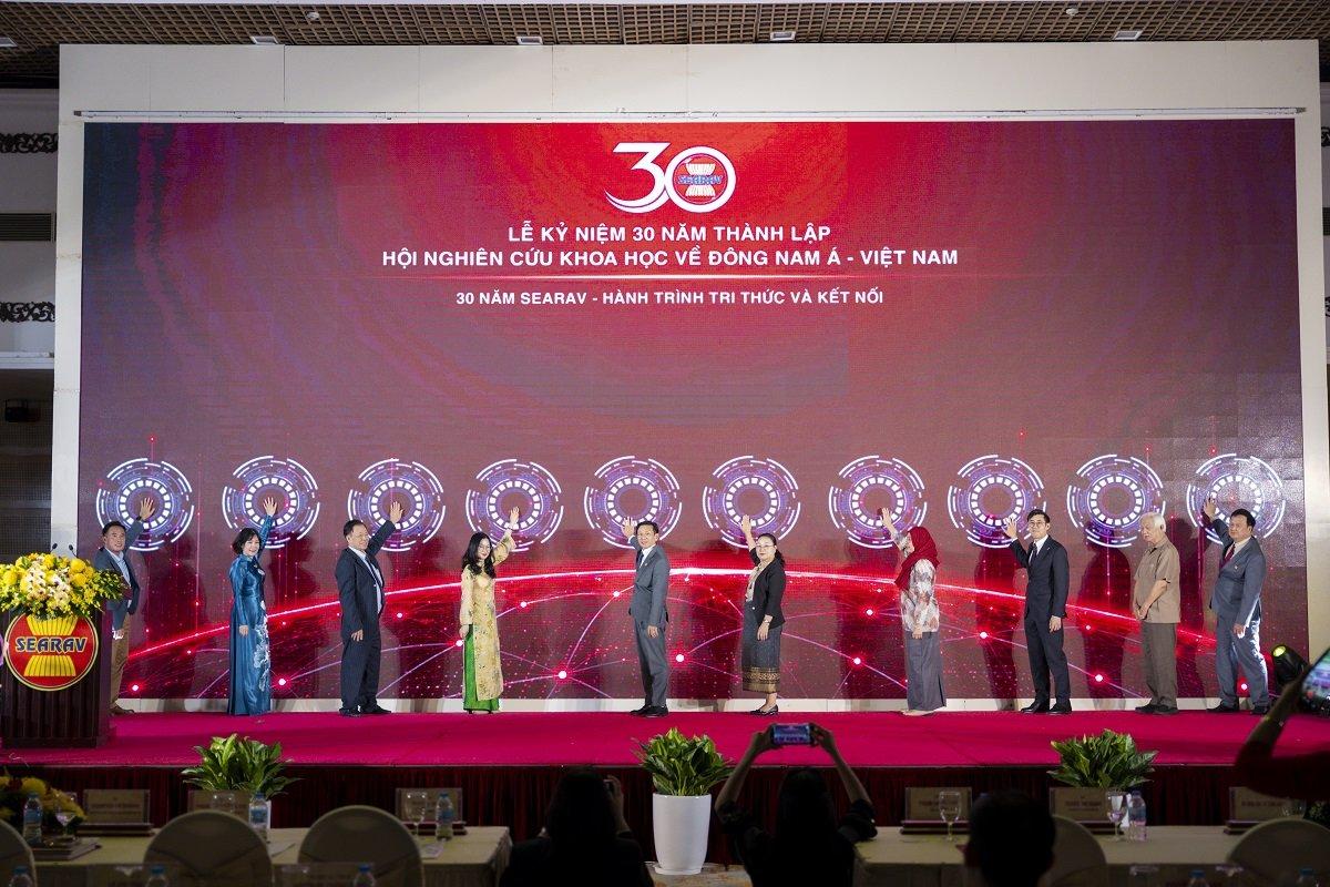 “SEARAV - 30 năm hành trình tri thức và kết nối”