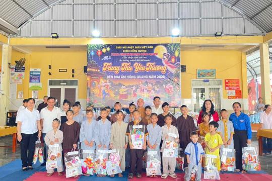 LAN TỎA GIÁ TRỊ NHÂN VĂN TẠI MÁI ẤM HỒNG QUANG
