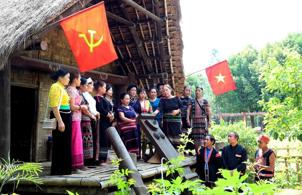 Tuyên truyền về bảo vệ môi trường gắn với bảo tồn và phát huy di sản văn hóa dân tộc tại Bảo tàng Văn hóa các dân tộc Việt Nam