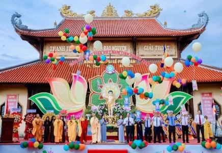 Mối quan hệ giữa văn hóa và tôn giáo