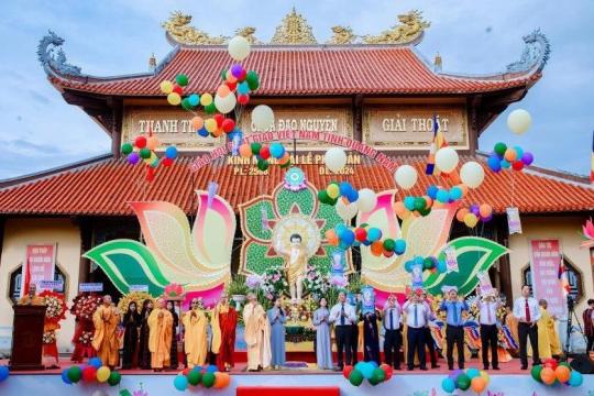 Mối quan hệ giữa văn hóa và tôn giáo